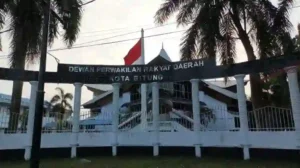 DPRD Bitung Diminta Tidak Bungkam, Warga Tunggu RDP Soal Aktivitas Pemotongan Kapal 